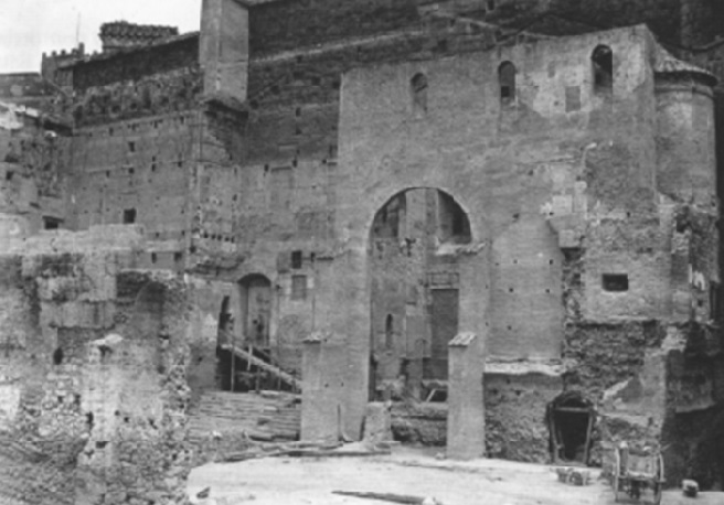 The small Church of Saint Basil found (and destroyed) during the demolitions of the Monastery of Annunciation - 1925 (Rome, Museo di Roma di Palazzo Braschi - Archivio Fotografico Comunale)